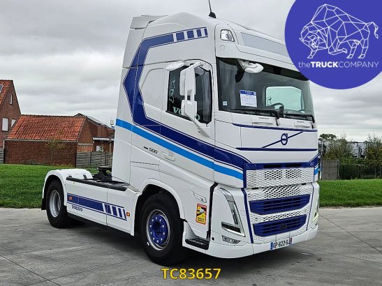 Volvo FH 500 XL 590 2023 2 Tractor Units image 4