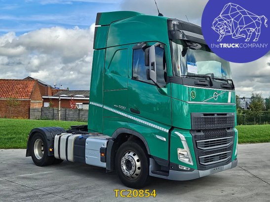 Volvo FH 500 590 2023 2 Tractor Units image 64
