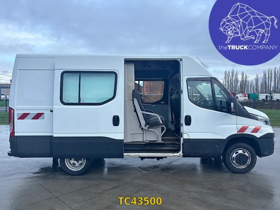 Iveco Daily 35C15V12 Double cab 7 places Daily 35C15V12 Double cab 7 places 2019 2 Closed vans image 6