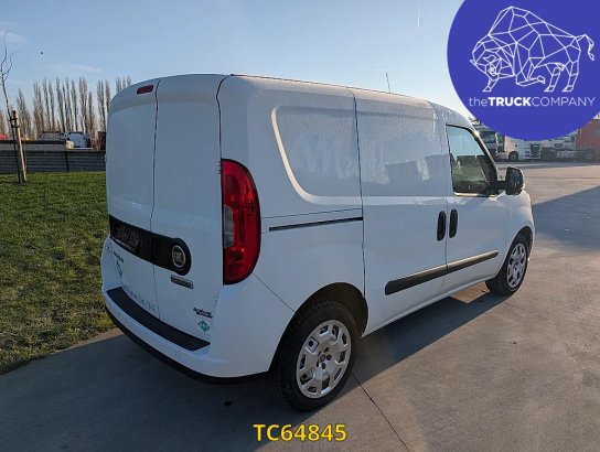 Fiat Doblo 1.4i PETROL / CNG Fiat Doblò 1.4i PETROL / CNG 2017 2 Closed vans image 51