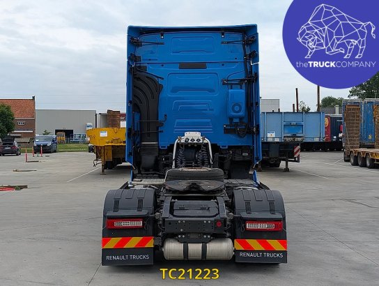 Renault T 520 T 520 2021 2 Tractor Units image 6