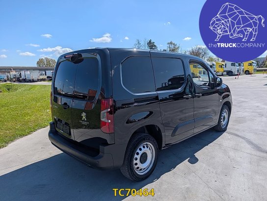 Peugeot Partner 1.5 BlueHDi 100 Peugeot Partner 1.5 BlueHDi 100 2022 2 Closed vans image 21