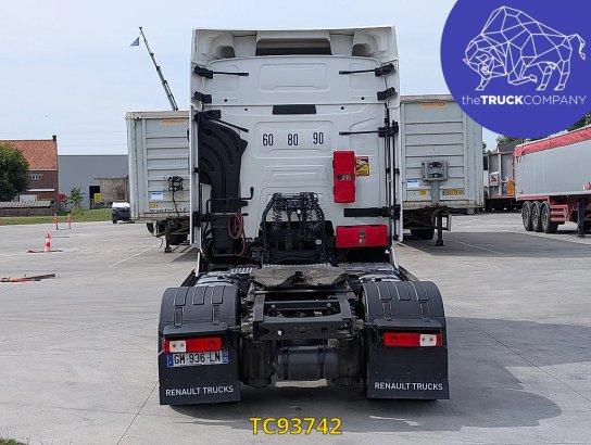 Renault T 480 T 480 2023 2 Tractor Units image 6