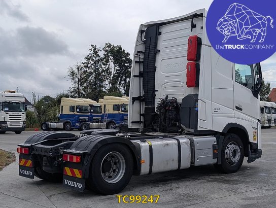 Volvo FH Aero 460 590 2025 2 Tractor Units image 6