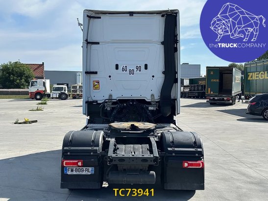 Mercedes-Benz Actros 1853 Mercedes-Benz Actros 1853 2019 2 Tractor Units image 6