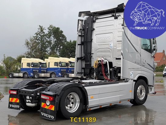 Volvo FH 460 590 2020 2 Tractor Units image 6