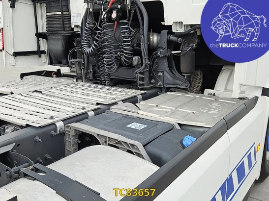 Volvo FH 500 XL 590 2023 2 Tractor Units image 6