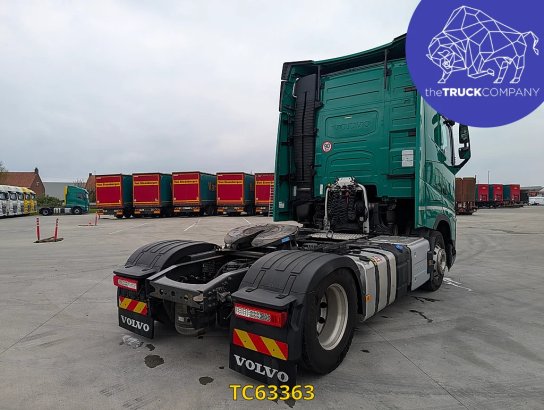 Volvo FH 500 590 2023 2 Tractor Units image 7