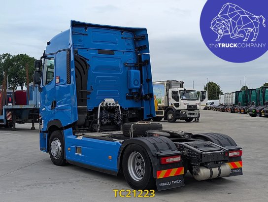 Renault T 520 T 520 2021 2 Tractor Units image 7