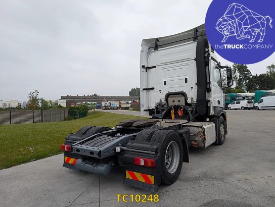 Mercedes-Benz Actros Actros 2018 2 Tractor Units image 7