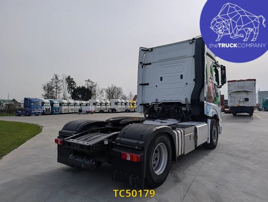 Mercedes-Benz Actros 1963 Actros 1963 2017 2 Tractor Units image 52