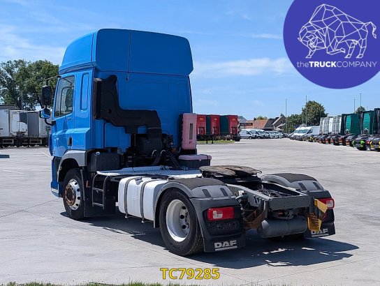 DAF 85 CF CF 85 440 2014 2 Tractor Units image 22