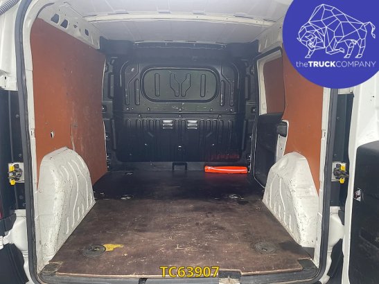 Fiat Doblo CARGO 1.6 Fiat Doblò Cargo 1.6 2022 2 Small Vans image 7