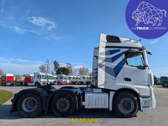 Mercedes-Benz Actros 2646 Mercedes-Benz Actros 2646 2018 2 Tractor Units image 67