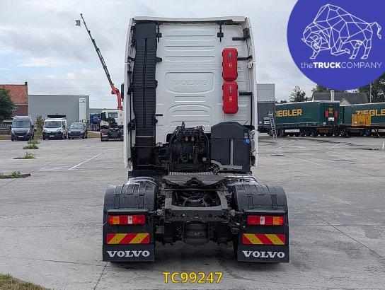 Volvo FH Aero 460 590 2025 2 Tractor Units image 7