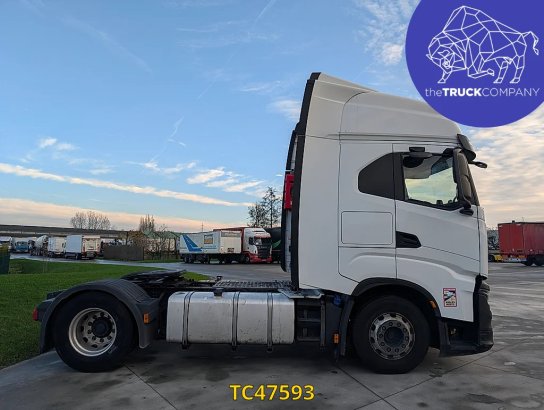 Iveco S-Way 480 S-Way 480 2021 2 Tractor Units image 23