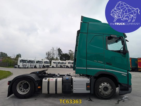 Volvo FH 500 590 2023 2 Tractor Units image 38
