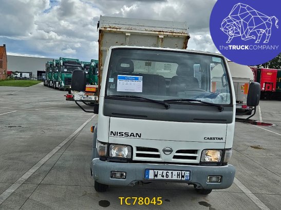 Nissan Cabstar 120cv dc benne Cabstar 120cv dc benne 2006 2 image 8