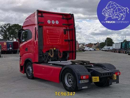 Iveco S-Way 490 S-Way 490 2023 2 Tractor Units image 23