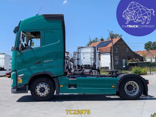 Volvo FH 500 3292 2022 2 Tractor Units image 8