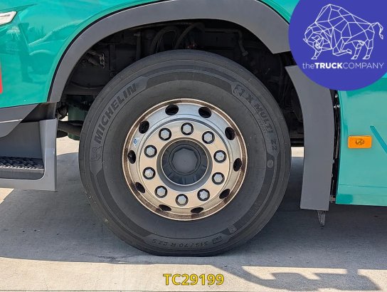 Volvo FH 500 3292 2022 2 Tractor Units image 23