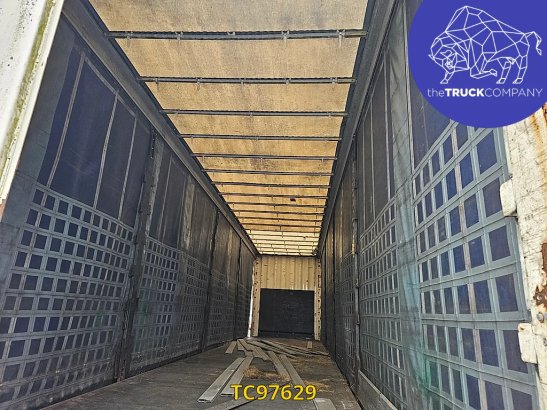 Krone Curtainsides 2006 2 image 8