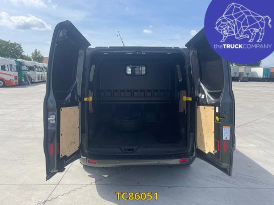 Ford Transit 2.0 TDCi DUBBELE CABINE Transit 2.0 TDCi DUBBELE CABINE 2019 2 Closed vans image 23