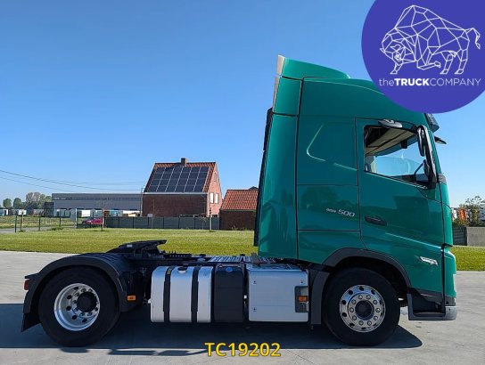 Volvo FH 500 590 2023 2 Tractor Units image 23