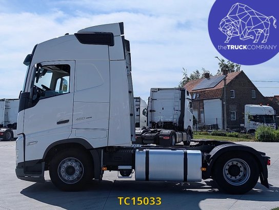 Volvo FH 460 590 2023 2 Tractor Units image 23