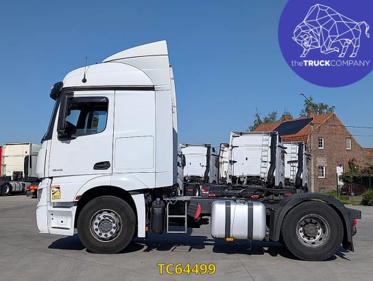 Mercedes-Benz Actros 1845 Mercedes-Benz Actros 1845 2020 2 Tractor Units image 98