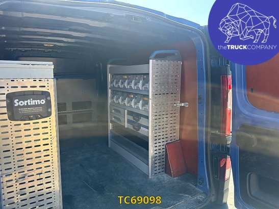 Renault Trafic 1.6 DCI Trafic 1.6 DCI 2017 2 Closed vans image 8