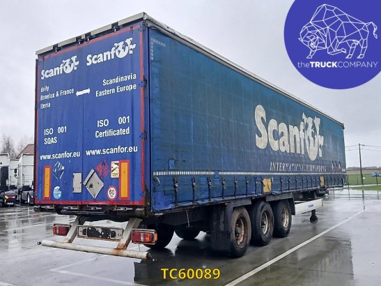 Krone Curtainsides 2011 2 image 32
