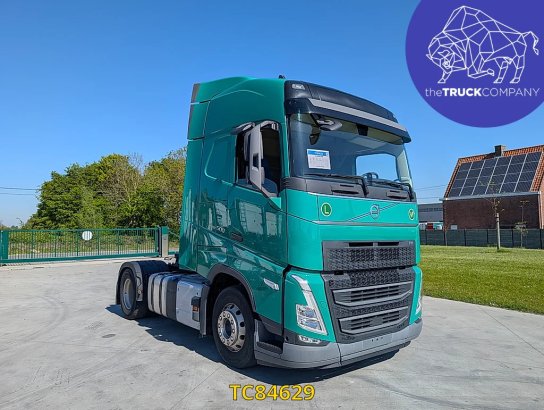 Volvo FH 500 590 2023 2 Tractor Units image 9