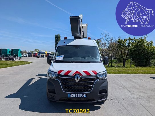 Renault Master 145.35 nacelle klubb Master 145.35 nacelle klubb 2022 2 image 9