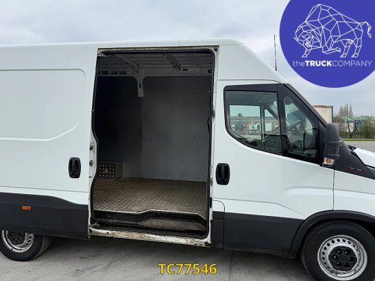 Iveco Daily 35S18V12 Daily 35S18V12 2021 2 Closed vans image 24