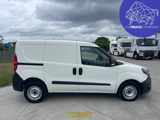 Fiat Doblo CARGO 1.6 Fiat Doblò Cargo 1.6 2022 2 Small Vans image 9